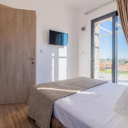 Villa Olivum - Elegant With Modern Comforts In Corfu By Posarelli *