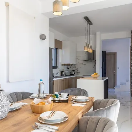 Olivum - Elegant With Modern Comforts In Corfu By Posarelli *