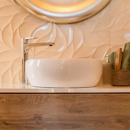 Villa Olivum By Posarellivillas