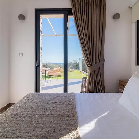Villa Olivum - Elegant With Modern Comforts In Corfu By Posarelli Halikounas