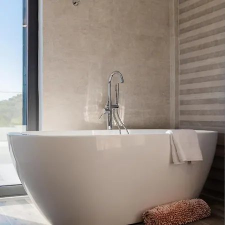 Olivum - Elegant With Modern Comforts In Corfu By Posarelli